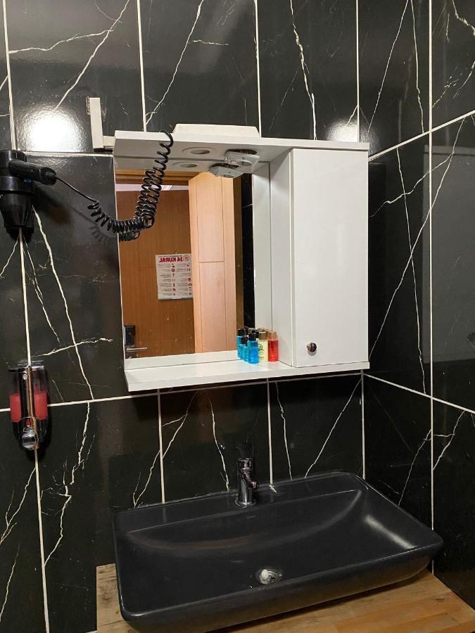 216 Hill Suites Istanbul Bagian luar foto